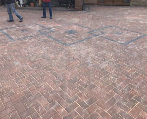 diamond patterned block paving