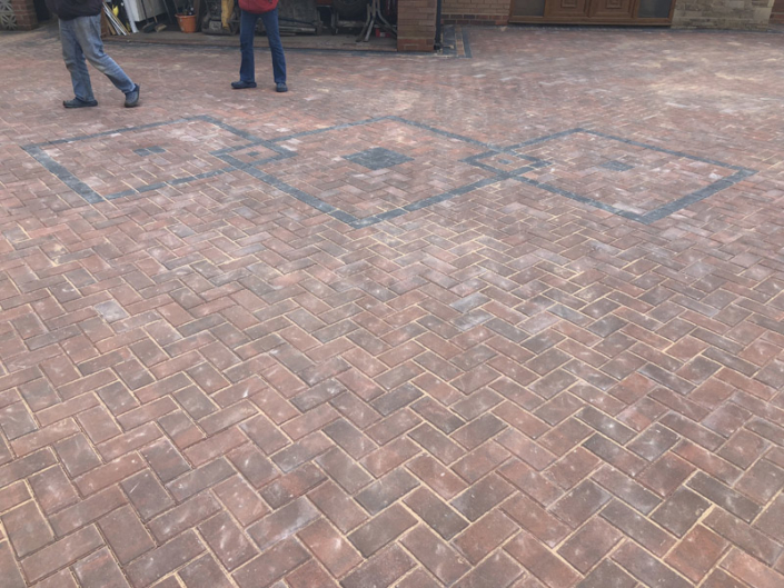 diamond patterned block paving