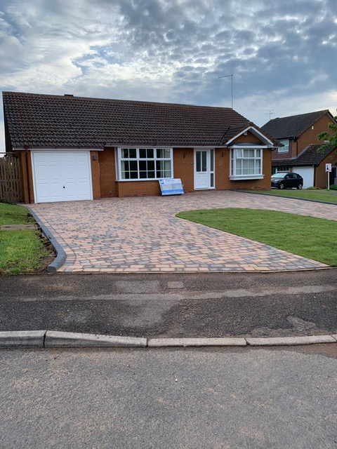 curved block paving driveway in Solihull